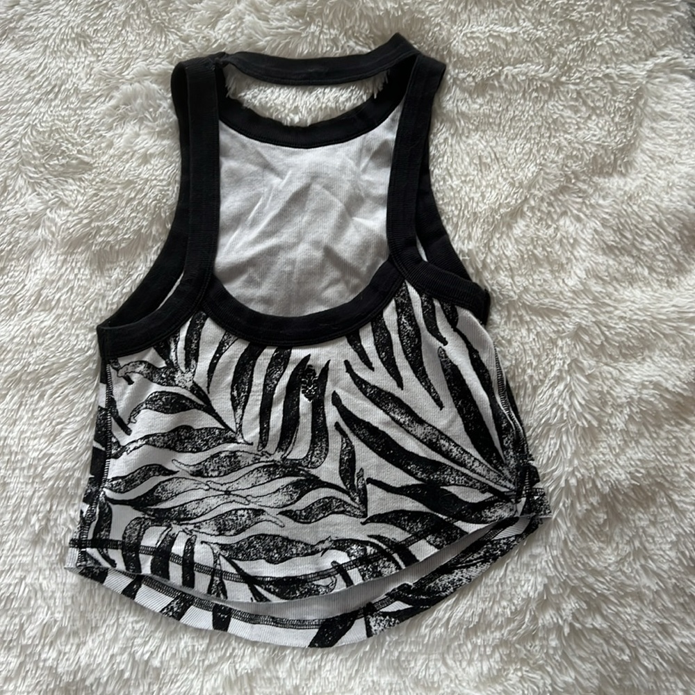 FREE PEOPLE FP MOVEMENT Open Air Printed Love Tank Small - Picture 3 of 8